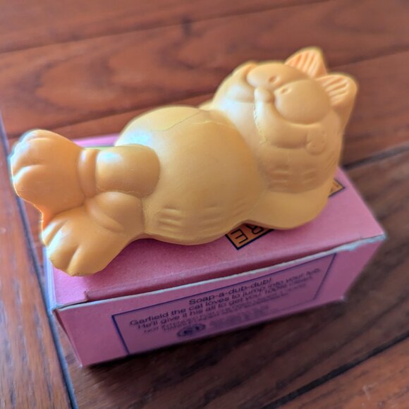 100% Pure Garfield Soap & Bath Brush Vintage 1978 Avon Products Pink Box NIB - Picture 5 of 13